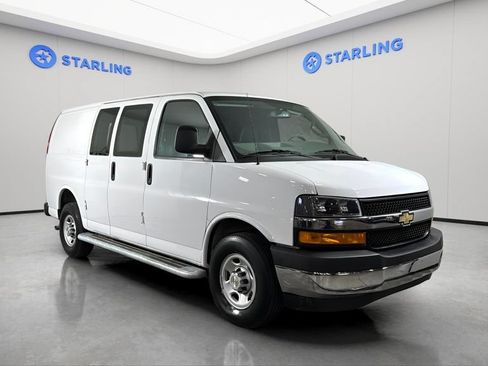 Used 2024 Chevrolet Express 2500 w/ Driver Convenience Package RWD image 10
