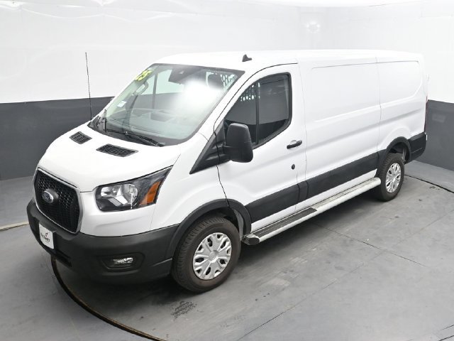 Used 2025 Ford Transit 250 Low Roof w/ Exterior Upgrade Package RWD image 29