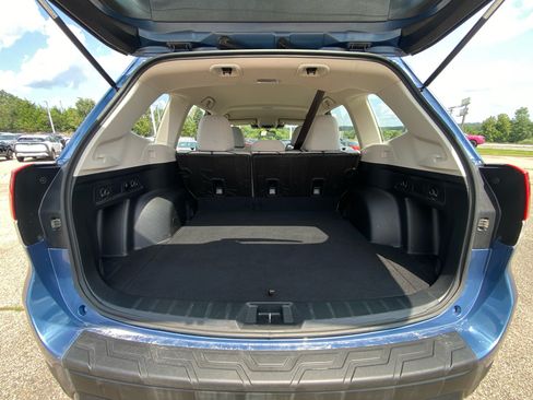 Used 2023 Subaru Forester AWD/4WD image 11