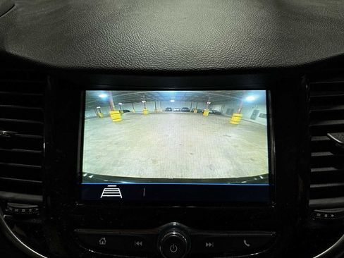 Used 2019 Chevrolet Trax LS FWD image 23