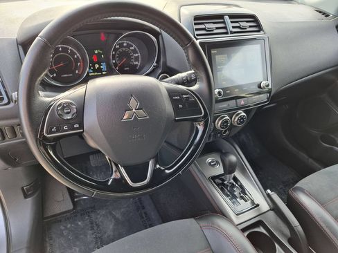 Used 2025 Mitsubishi Outlander Sport SE AWD/4WD image 11