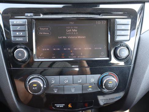 Used 2021 Nissan Rogue Sport S FWD image 25