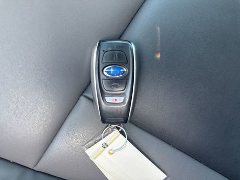 Used 2025 Subaru Outback Onyx Edition AWD/4WD image 32