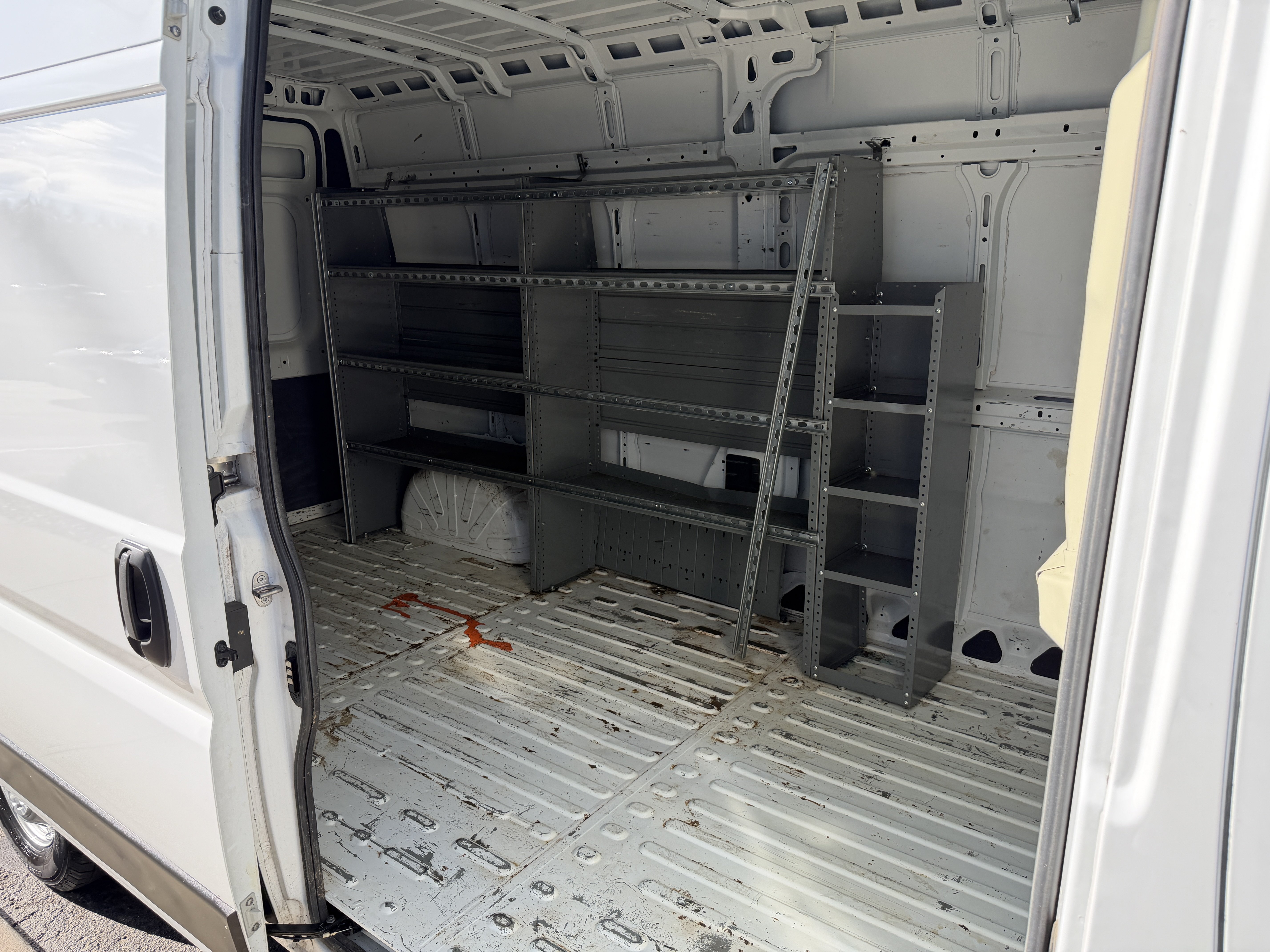 Used 2021 RAM ProMaster 2500 w/ Convenience Group FWD image 24