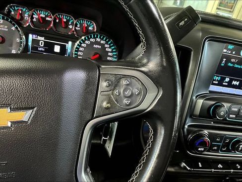 Used 2018 Chevrolet Silverado 1500 LTZ Z71 AWD/4WD image 12