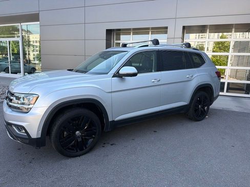 Used 2019 Volkswagen Atlas SEL Premium AWD/4WD image 11