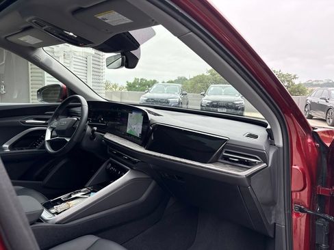 Certified 2025 Audi Q5 Premium Plus w/ Premium Plus AWD/4WD image 15