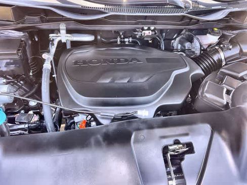 Used 2026 Honda Odyssey Touring image 10