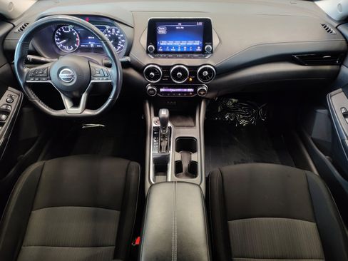 Used 2021 Nissan Sentra SV FWD image 3