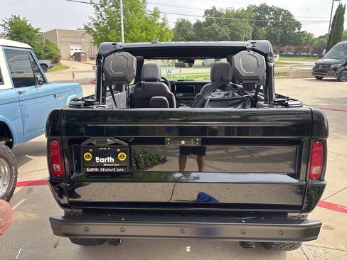 Used 2024 Ford Bronco Black Diamond AWD/4WD image 8