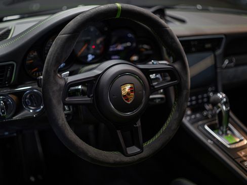 Used 2019 Porsche 911 GT3 RS image 6