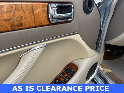 Used 1997 Jaguar XJ6 image 16