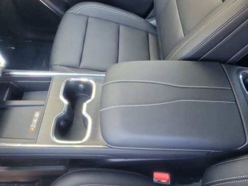 New 2026 GMC Acadia Elevation FWD image 17