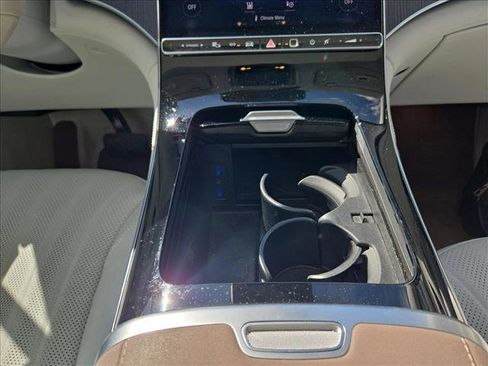 Used 2023 Mercedes-Benz EQS 450+ SUV image 14