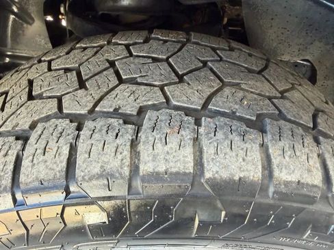 Used 2019 RAM 1500 Laramie w/ Sport Appearance Package image 19