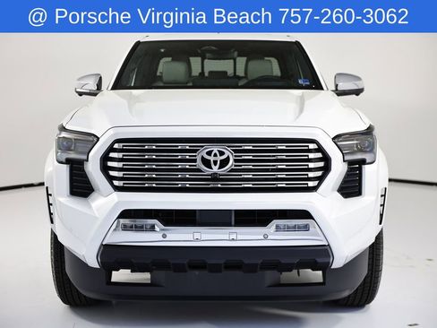 Used 2025 Toyota Tacoma Limited AWD/4WD image 8