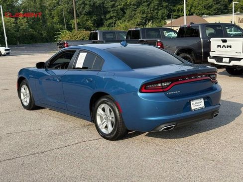 Used 2023 Dodge Charger SXT RWD image 3