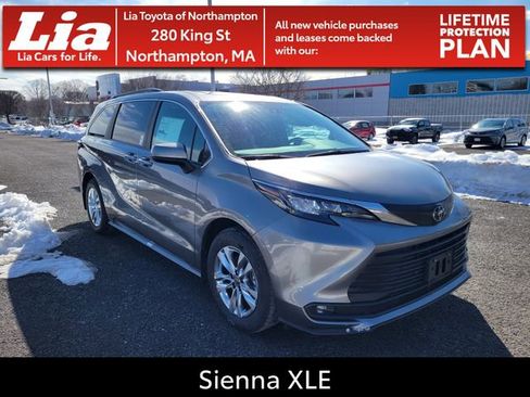 New 2026 Toyota Sienna XLE AWD/4WD image 1