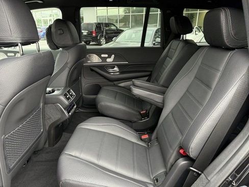 New 2025 Mercedes-Benz GLS 450 4MATIC image 12
