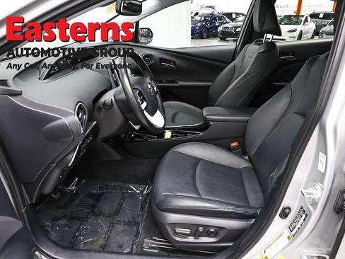 Used 2018 Toyota Prius Prime Advanced FWD image 13