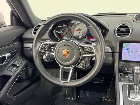 Used 2018 Porsche 718 Cayman S w/ Sport Chrono Package image 19