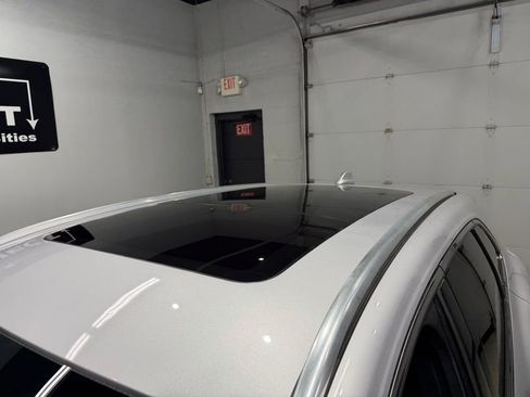 Used 2016 Lincoln MKC Reserve w/ Lincoln MKC Climate Package image 16