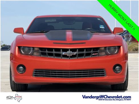 Used 2010 Chevrolet Camaro SS w/ RS Package RWD image 8