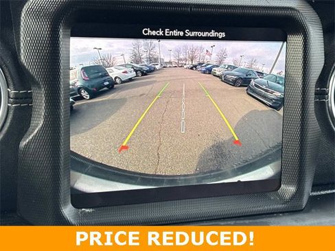 Used 2019 Jeep Wrangler Unlimited Sahara image 20