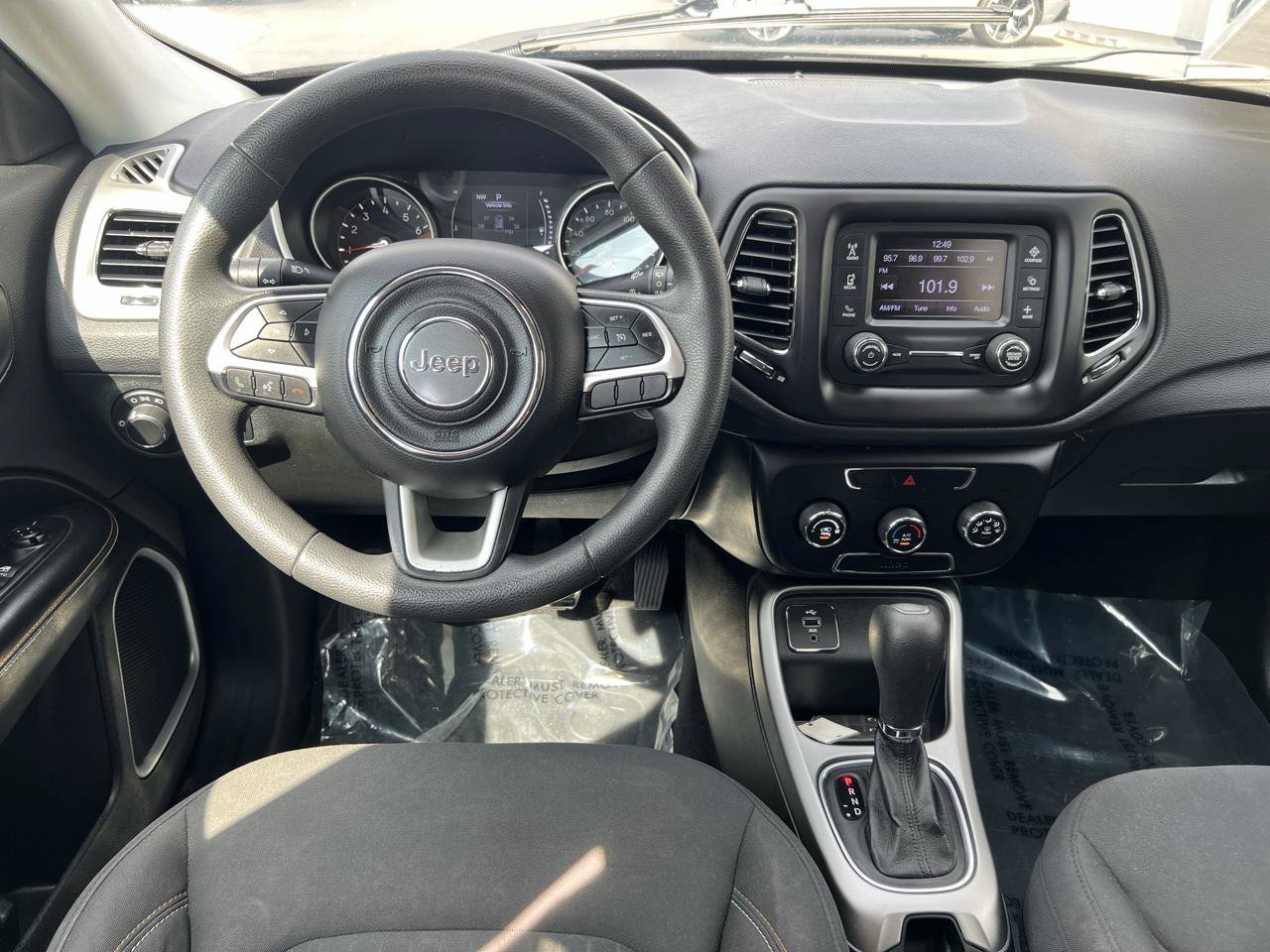 Used 2018 Jeep Compass Sport FWD image 17