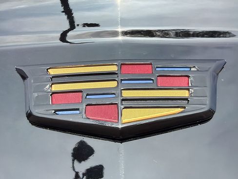 Used 2023 Cadillac CT4 Luxury w/ Cold Weather Package image 11