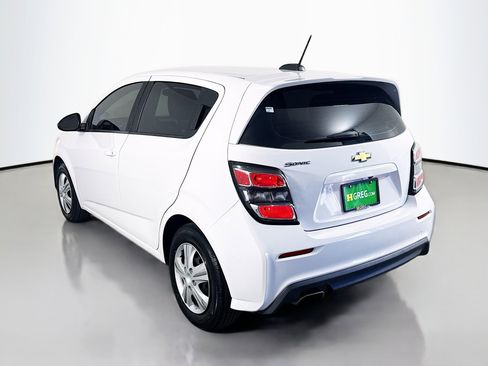 Used 2019 Chevrolet Sonic LT image 7