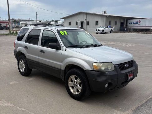 Used 2007 Ford Escape XLT AWD/4WD image 1
