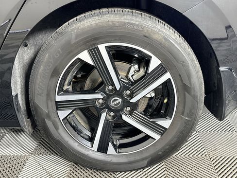 Used 2024 Nissan Sentra SV w/ All-Weather Package FWD image 66
