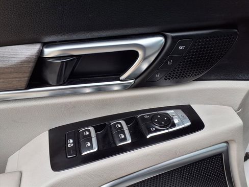 Used 2020 Kia Telluride SX w/ Towing Package image 24