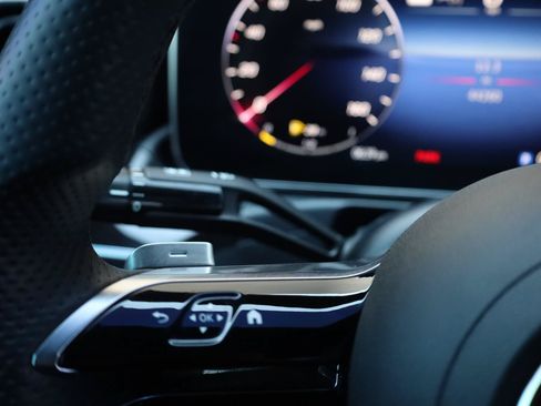 Used 2022 Mercedes-Benz C 300 Sedan image 35