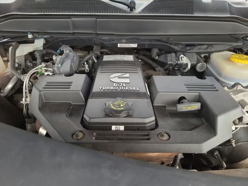 Used 2021 RAM 2500 Limited AWD/4WD image 17