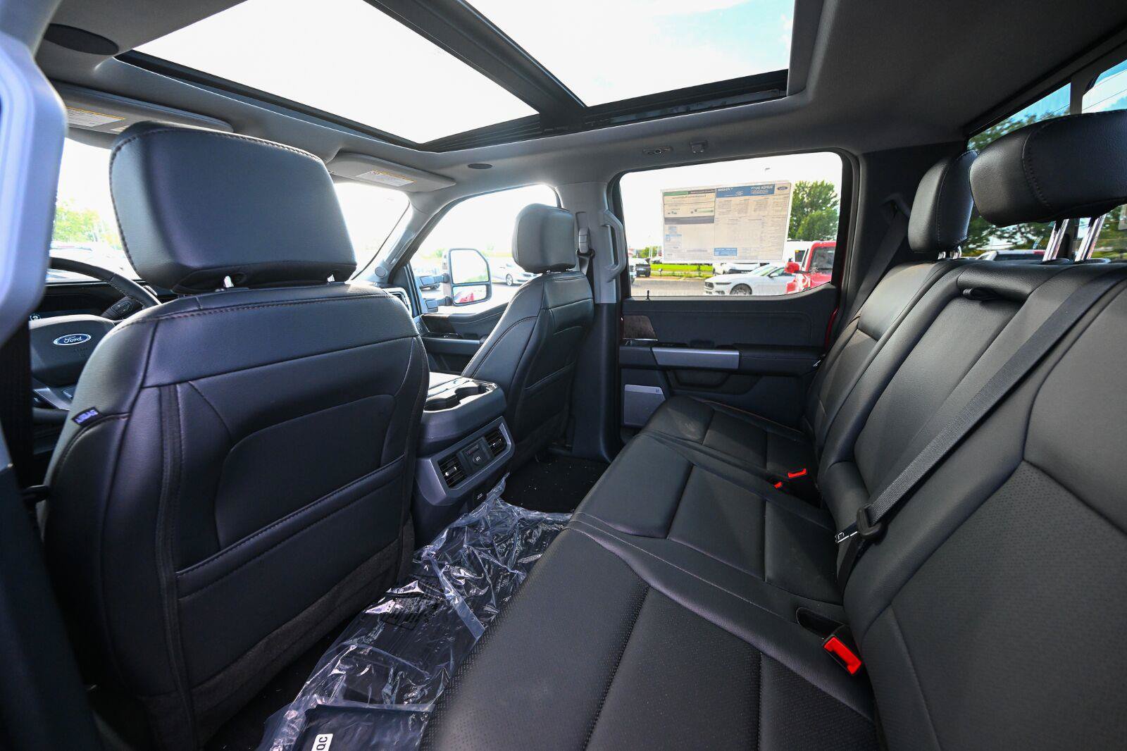 New 2026 Ford F350 Lariat w/ Lariat Ultimate Package AWD/4WD image 19