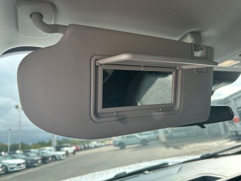 New 2025 Ford Maverick XL w/ Equipment Group 101A image 21