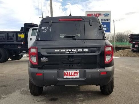 New 2025 Ford Bronco Sport Outer Banks w/ Outer Banks Tech Package+ AWD/4WD image 4