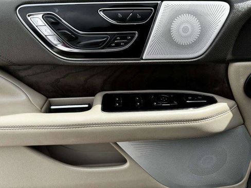 Used 2024 Lincoln Navigator L Reserve AWD/4WD image 20
