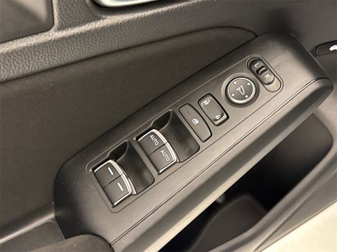 Certified 2022 Honda Civic LX image 19