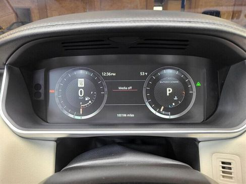 Used 2017 Land Rover Range Rover Sport image 20