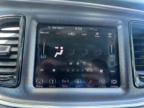 Used 2018 Dodge Challenger SXT Plus RWD image 21