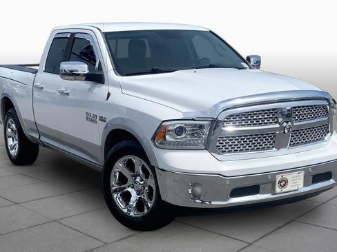 Used 2017 RAM 1500 Laramie w/ Convenience Group RWD image 2