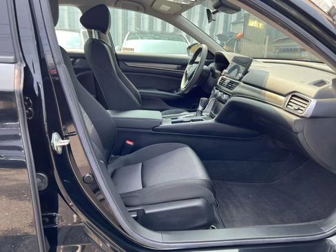 Used 2019 Honda Accord LX image 8