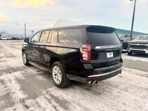 Certified 2024 Chevrolet Suburban Premier image 3