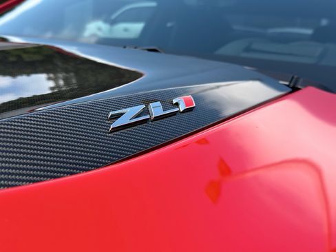 Used 2022 Chevrolet Camaro ZL1 RWD image 9