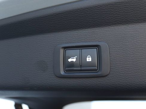 Used 2022 Mitsubishi Outlander SEL AWD/4WD image 19