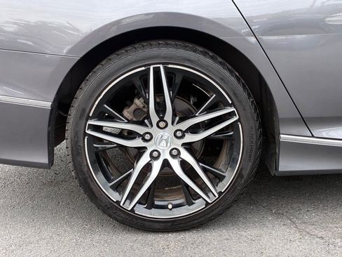 Used 2021 Honda Accord Touring image 48