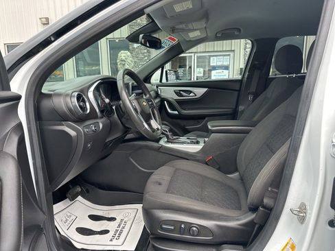 Used 2022 Chevrolet Blazer LT image 12